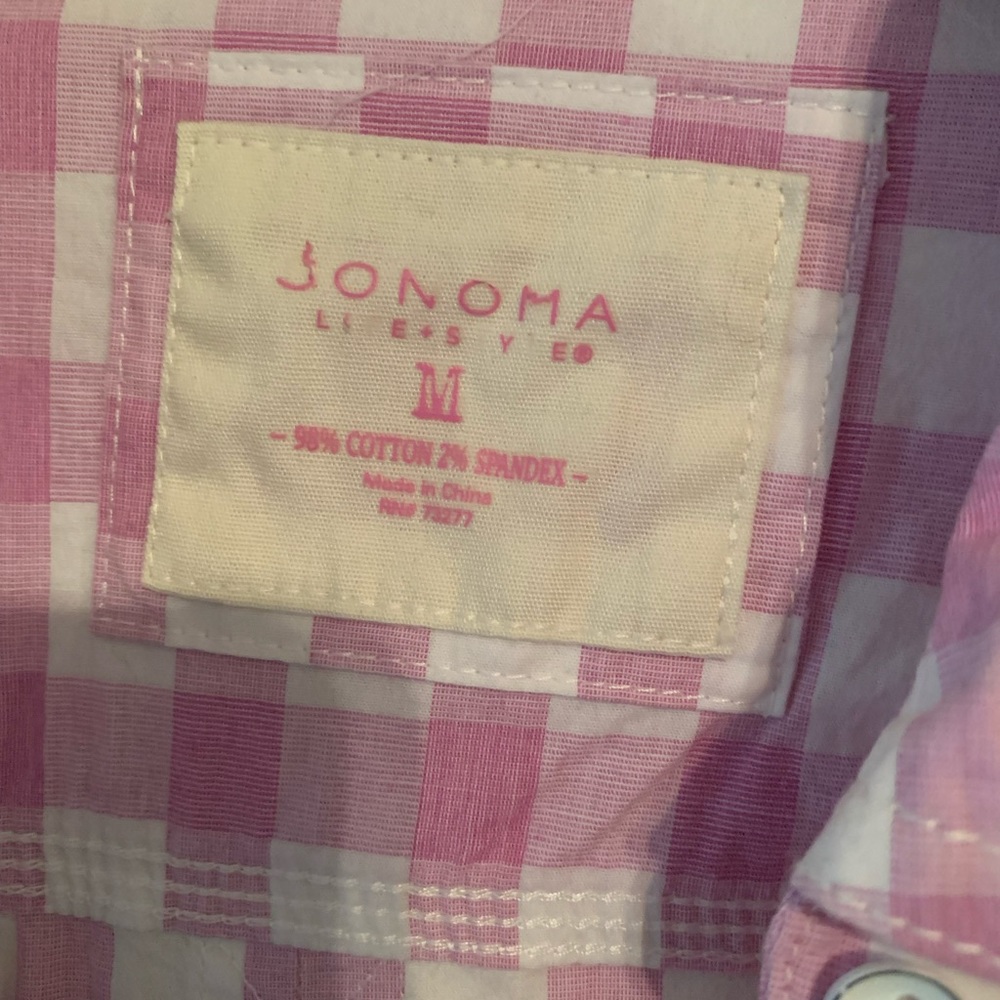 Button down - Picture 2 of 2